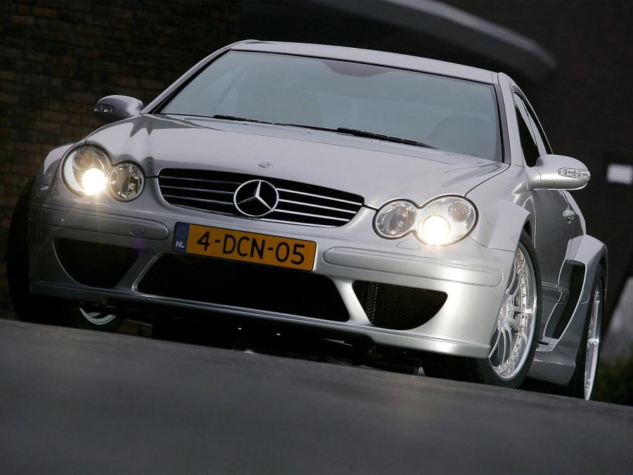  Mercedes-Benz CLK55 AMG DTM Street Version 2004 года  (фото 17 из 21)